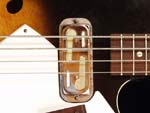 Harmony H22 Bass DeArmond pickup detail