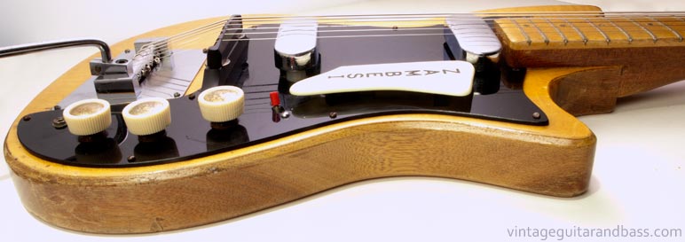 1961 Hohner Zambesi side view and control layout=