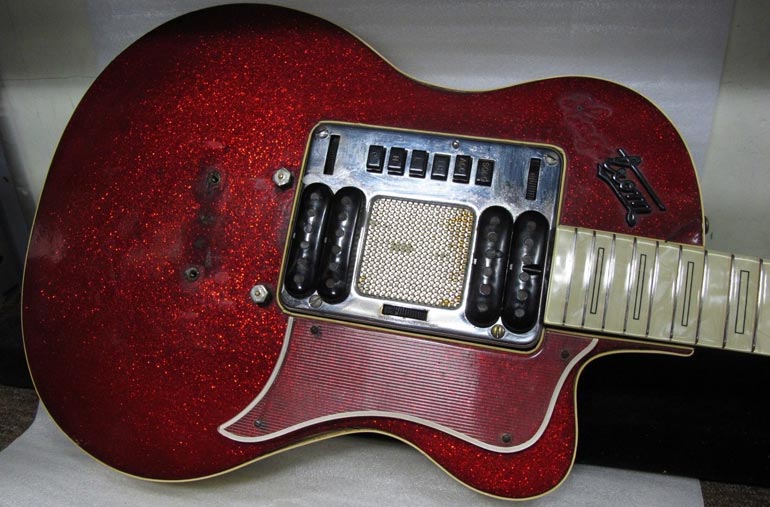 1961 Hagstrom Deluxe red sparkle