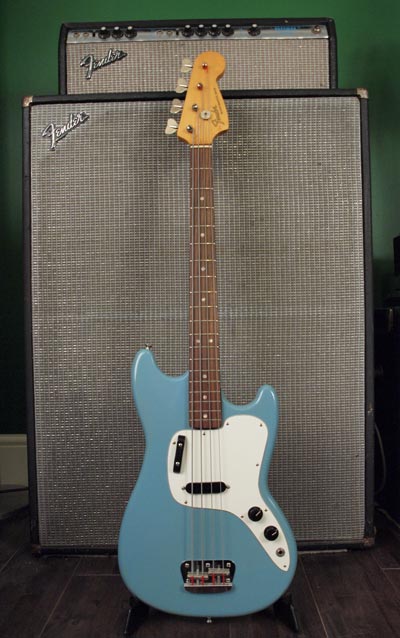 Fender Musicmaster Bass >> Vintage Guitar and Bass