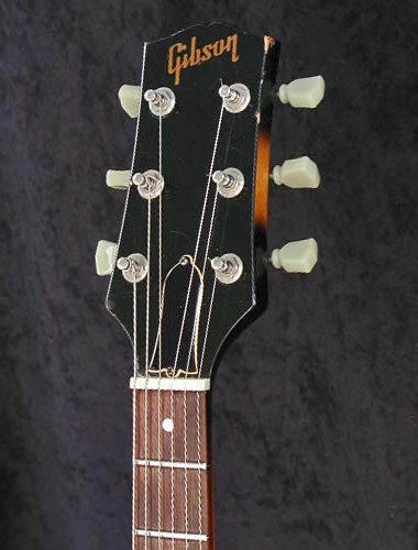 1976 Gibson L-6S Deluxe headstock detail