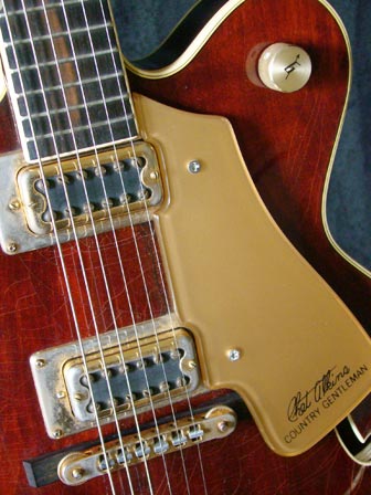 1976 Chet Atkins Gretsch Country Gentleman - scratchplate detail